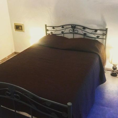Chez Philippe Et Myriam Panzió Oppède Kültér fotó